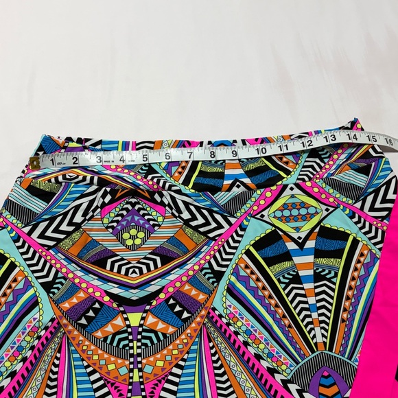 Tzu Tzu Golf Skort Medium Bright Geometric Pink Trim Athletic Tennis Skirt - Picture 6 of 8